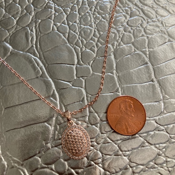 Rose gold plated pave necklace - Picture 2 of 3